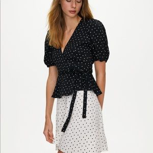 Aritzia polka dotted blouse